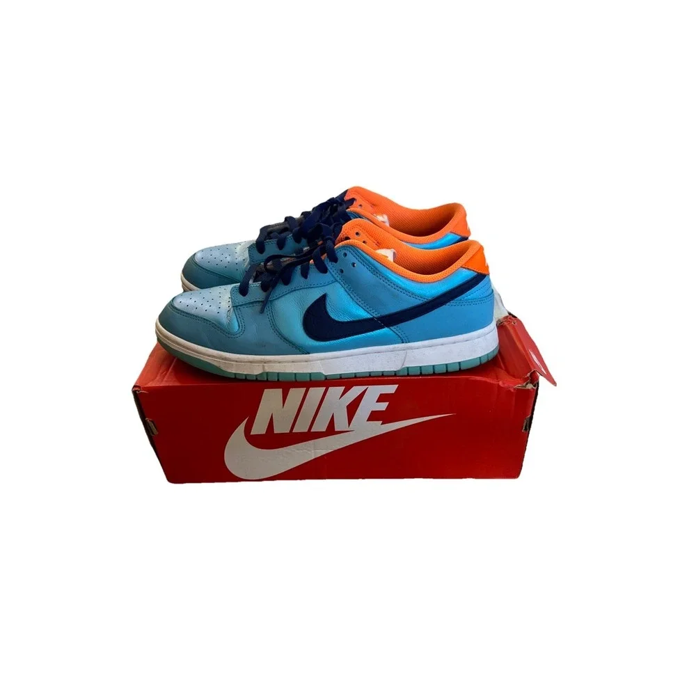 Size Men's 11 - Nike Dunk SE Low Baltic Blue Total Orange Sneakers With Box - Picture 3 of 7